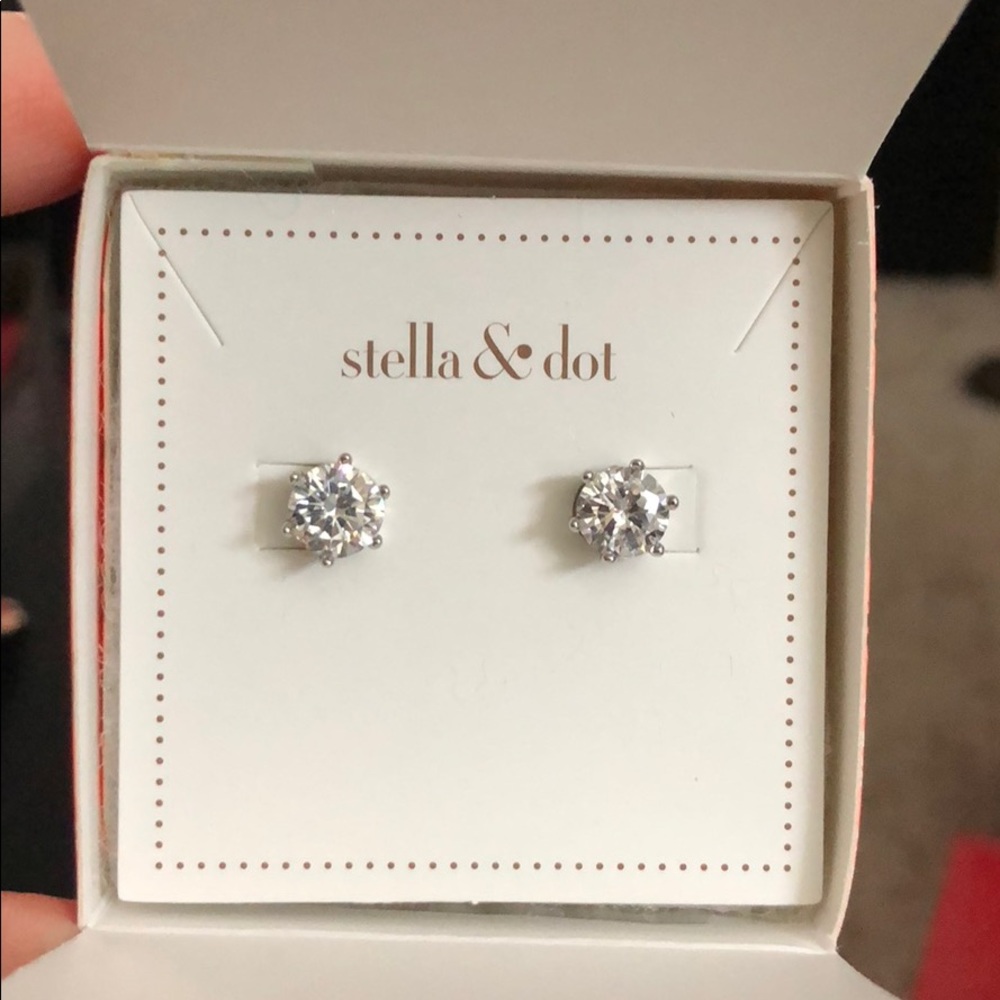 Stella & Dot Stud Earrings